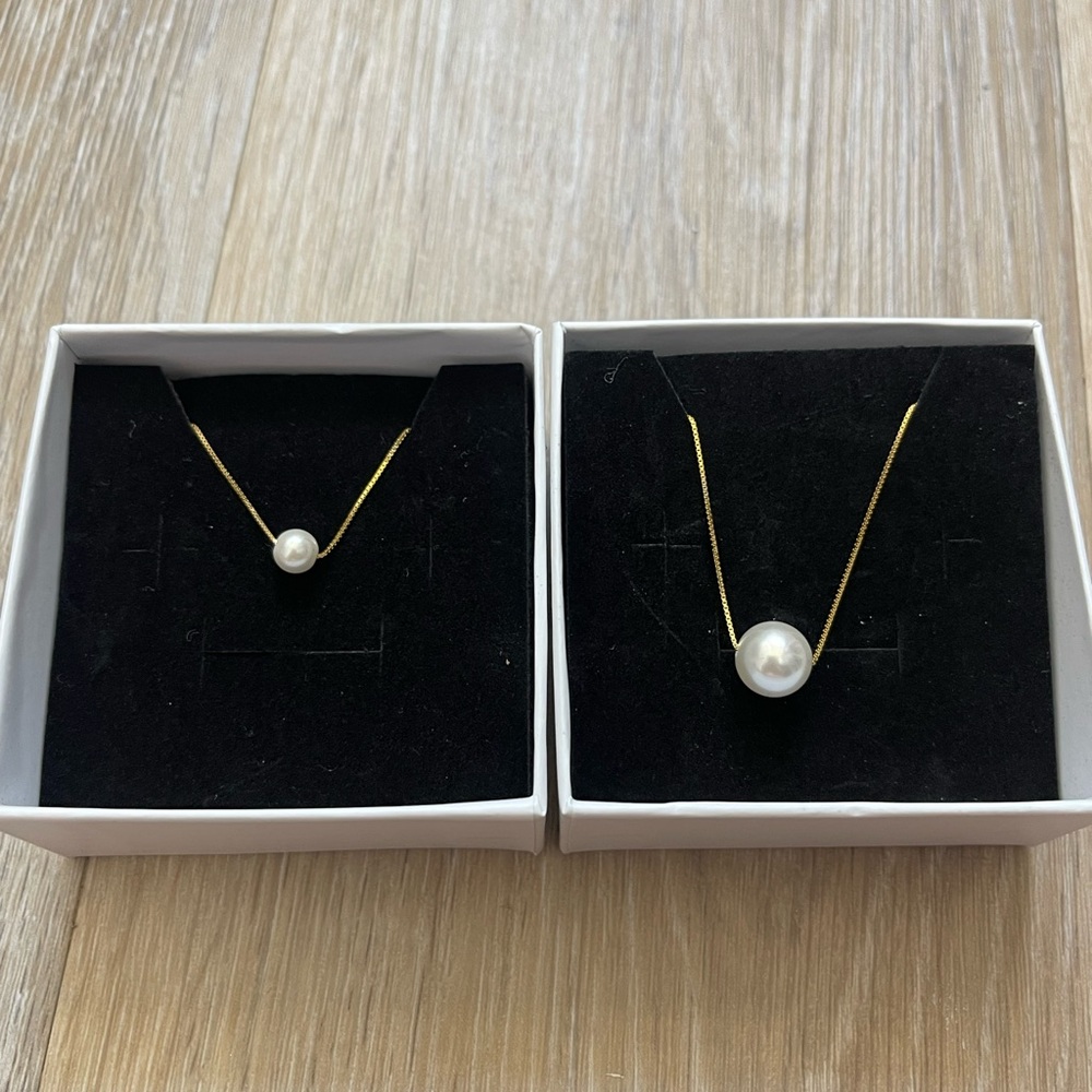 Pearl on chain necklace 🐚💛